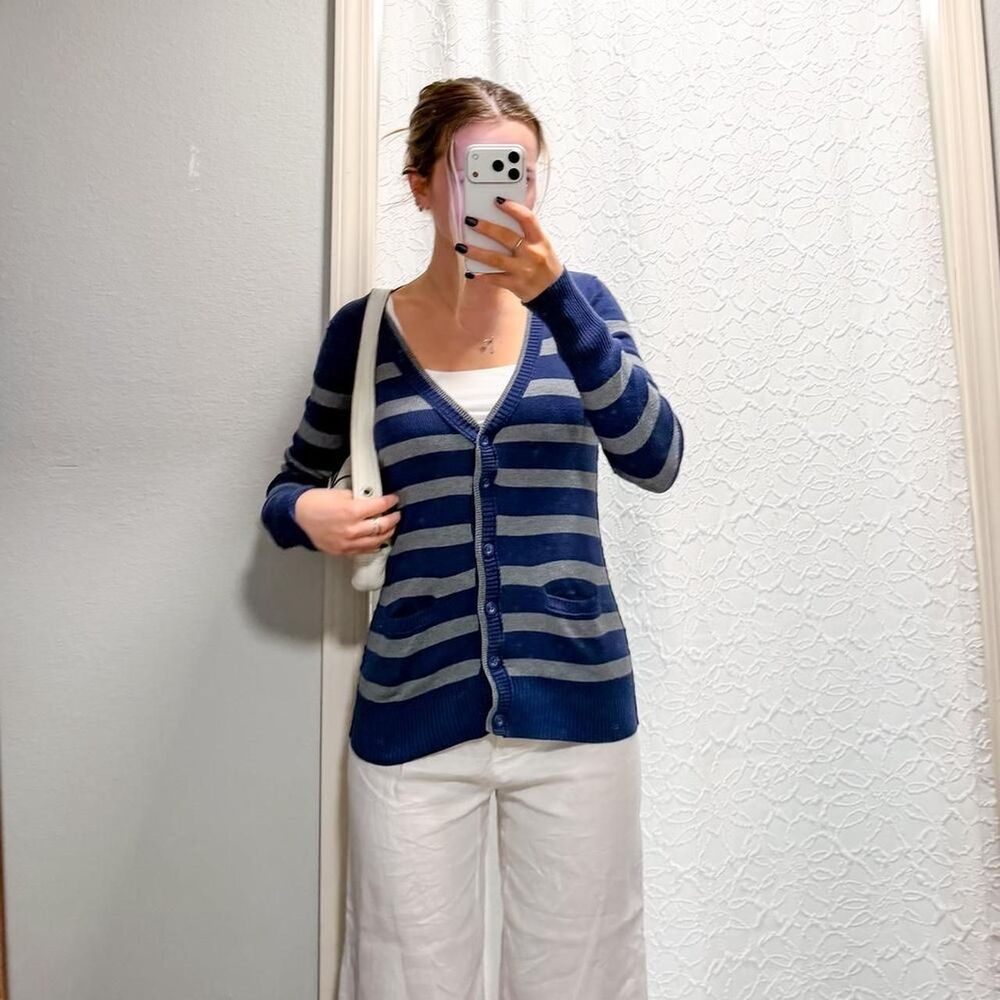 y2k striped v neck layering Henley